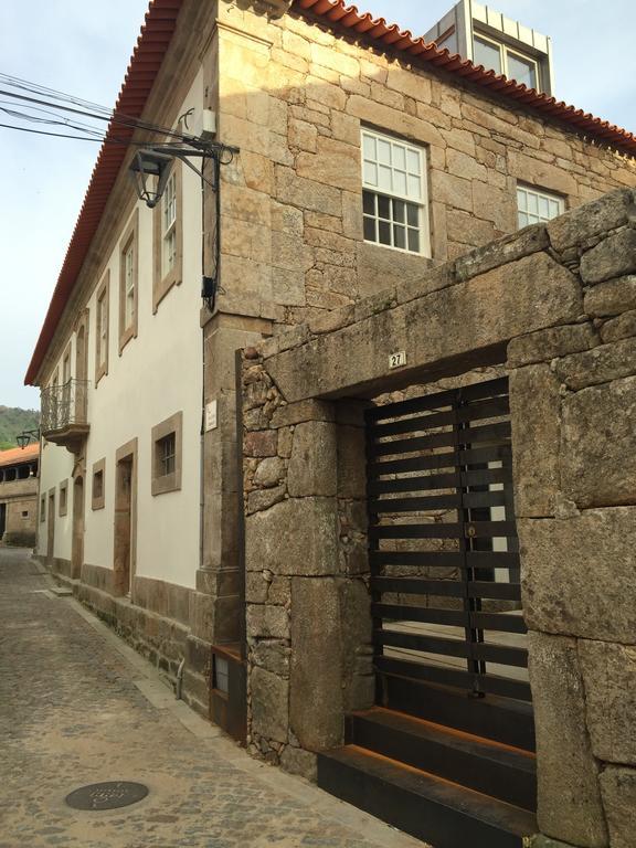Gasthaus Solar Do Castelo Melgaço Exterior foto
